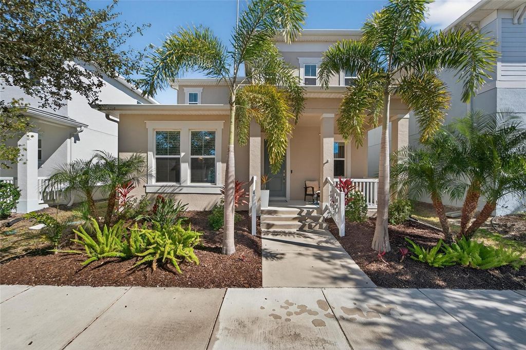 Photo of 707 Winterside Drive, Apollo Beach, FL 33572 (MLS # TB8473960)