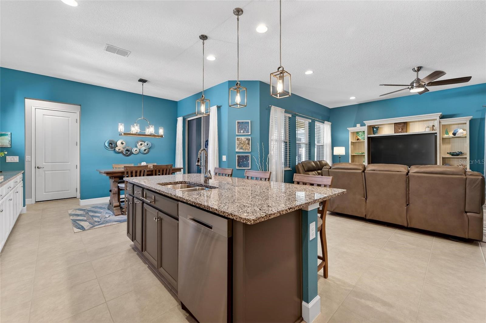 MIRABAY PARCELS 21 & 23 - Residential