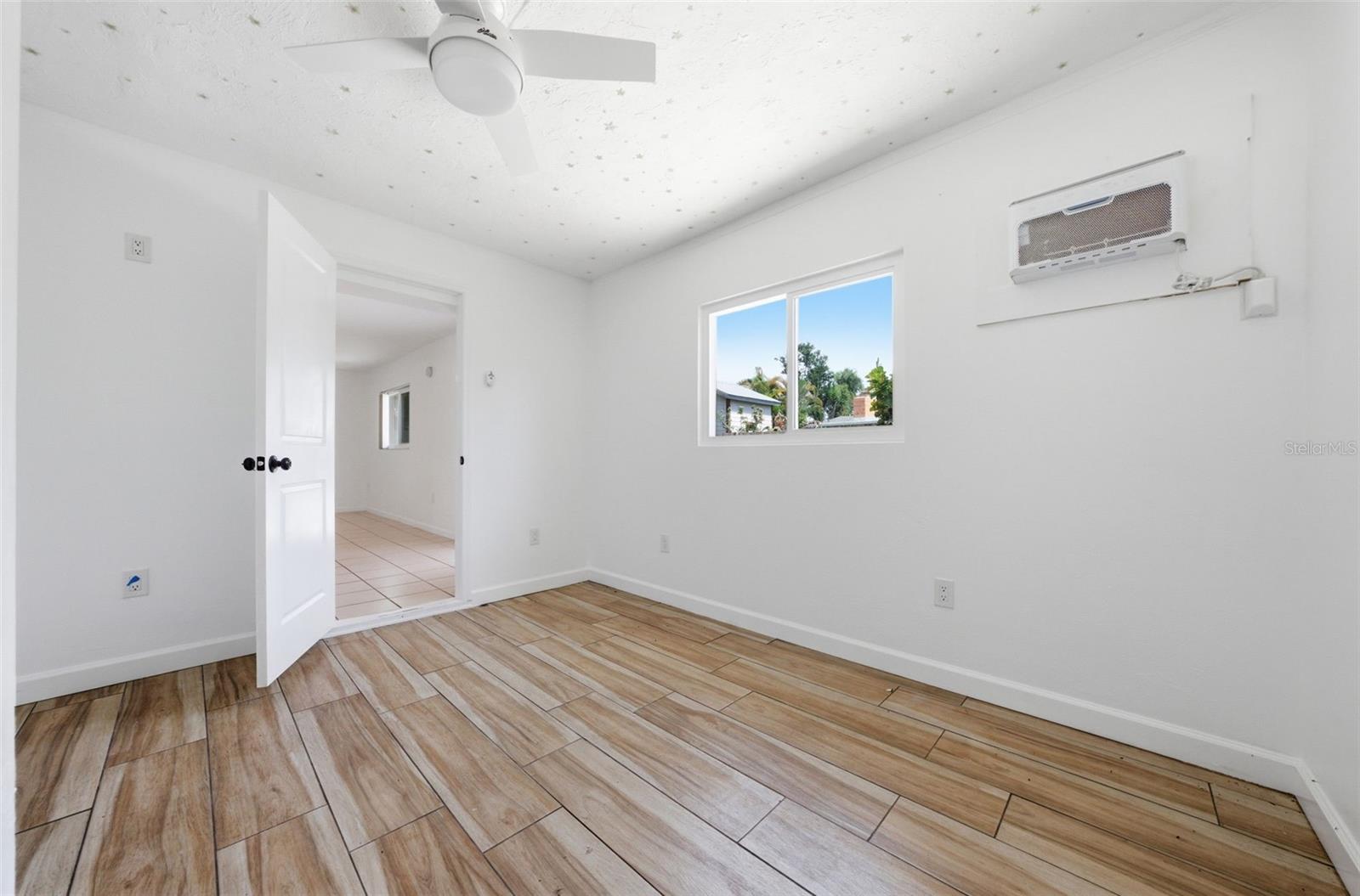 SARASOTA SPGS - Residential