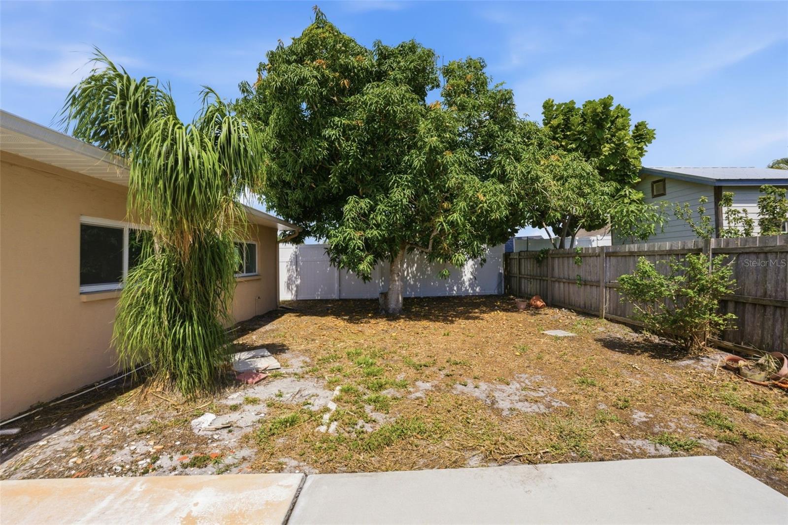 SARASOTA SPGS - Residential