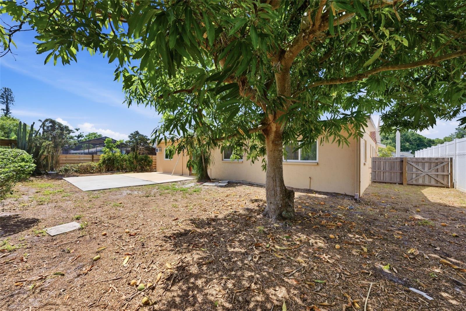 SARASOTA SPGS - Residential