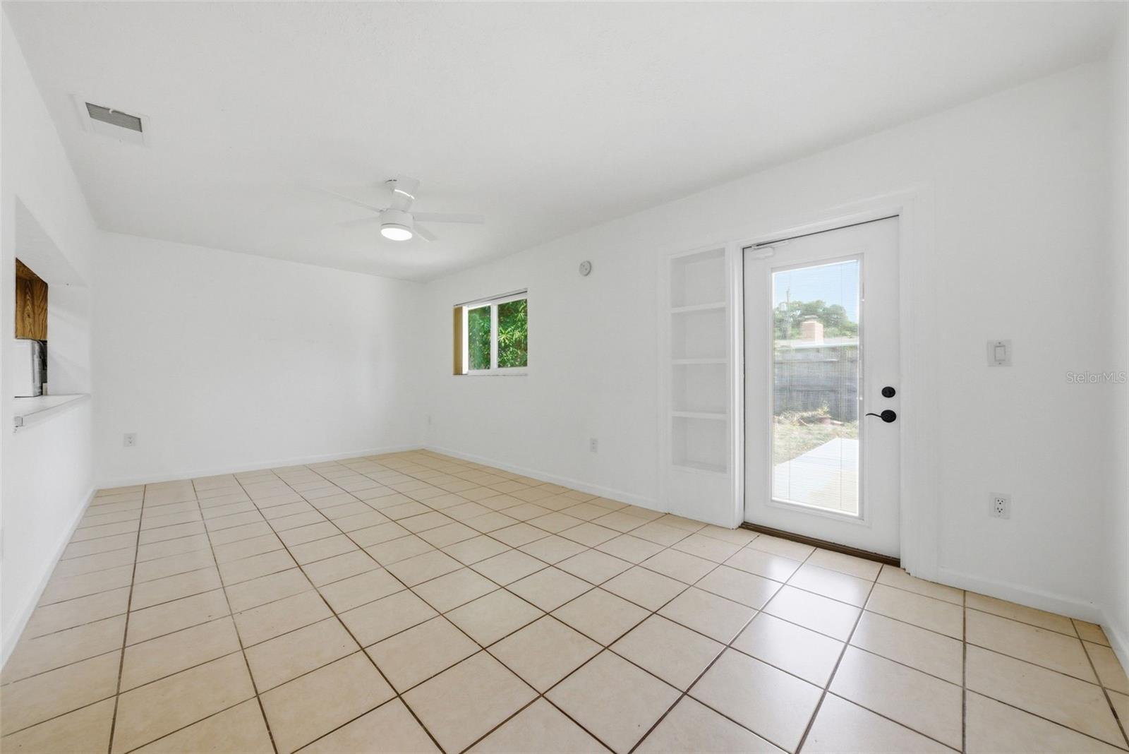 SARASOTA SPGS - Residential
