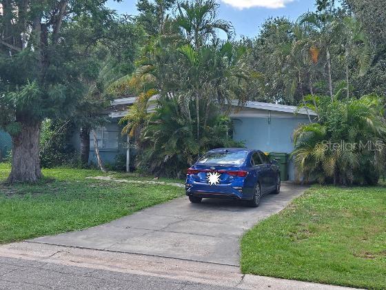 Photo of 324 Golden Sands Drive, Sarasota, FL 34232 (MLS # TB8550431)