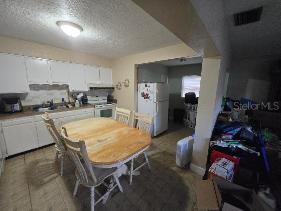 324 GOLDEN SANDS DRIVE