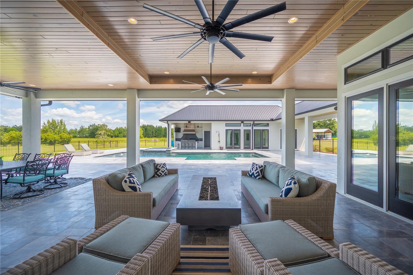 CROSS CRK RANCH - Residential