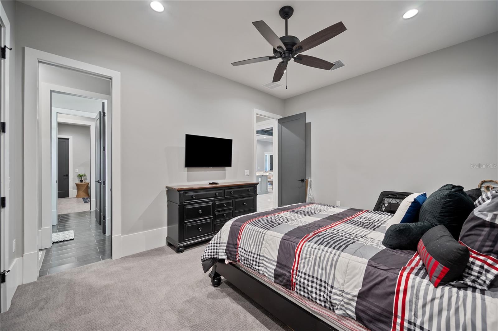 CROSS CRK RANCH - Residential