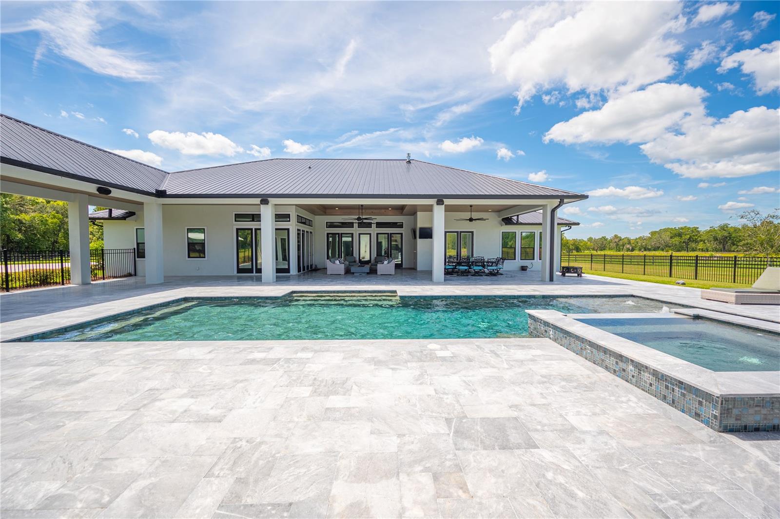 CROSS CRK RANCH - Residential