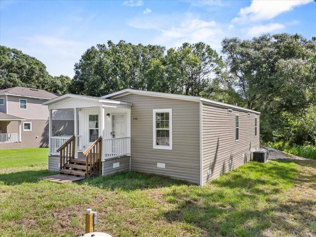 Photo of 2270 Griffin Road, Bartow, FL 33830 (MLS # P4938473)