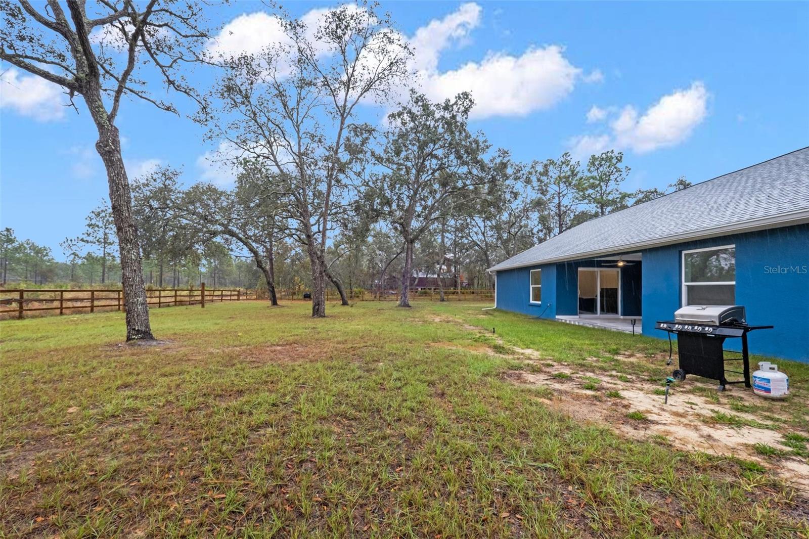 ROYAL HIGHLANDS - Residential