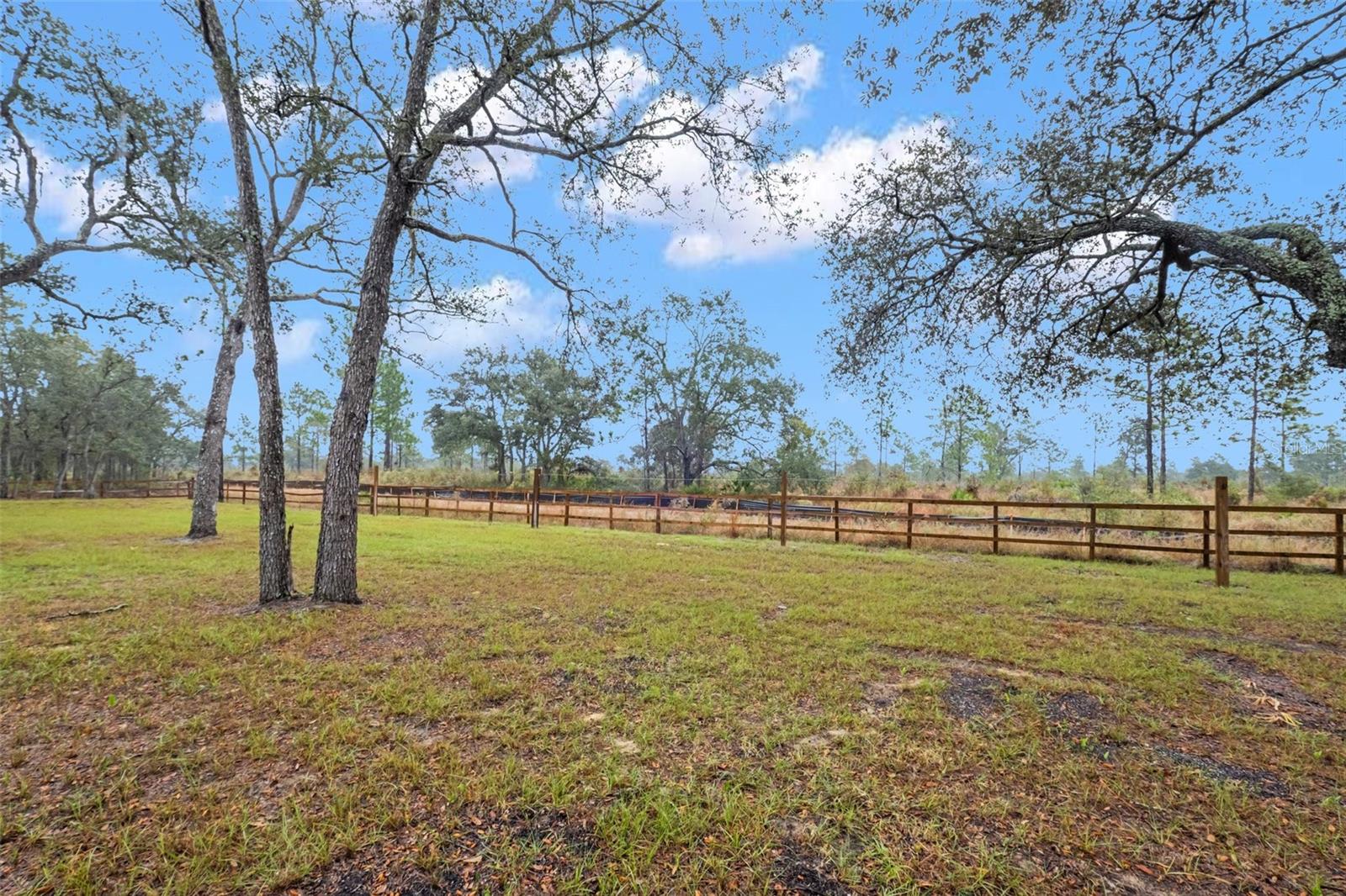 ROYAL HIGHLANDS - Residential