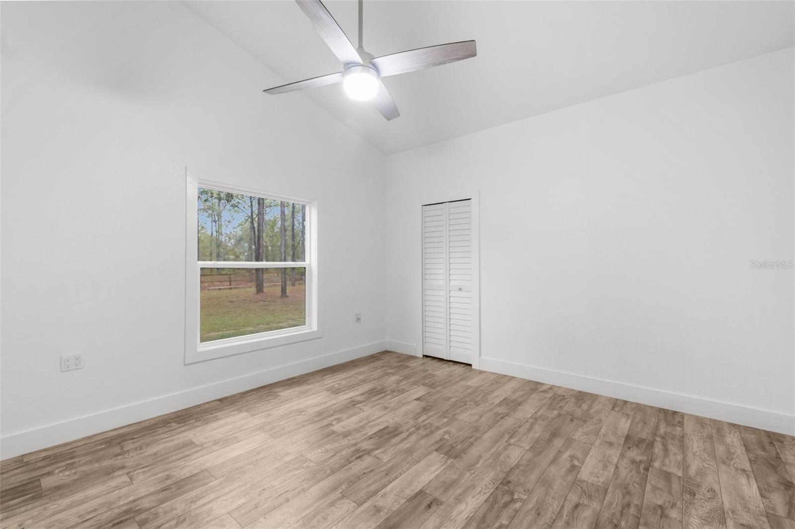 ROYAL HIGHLANDS - Residential