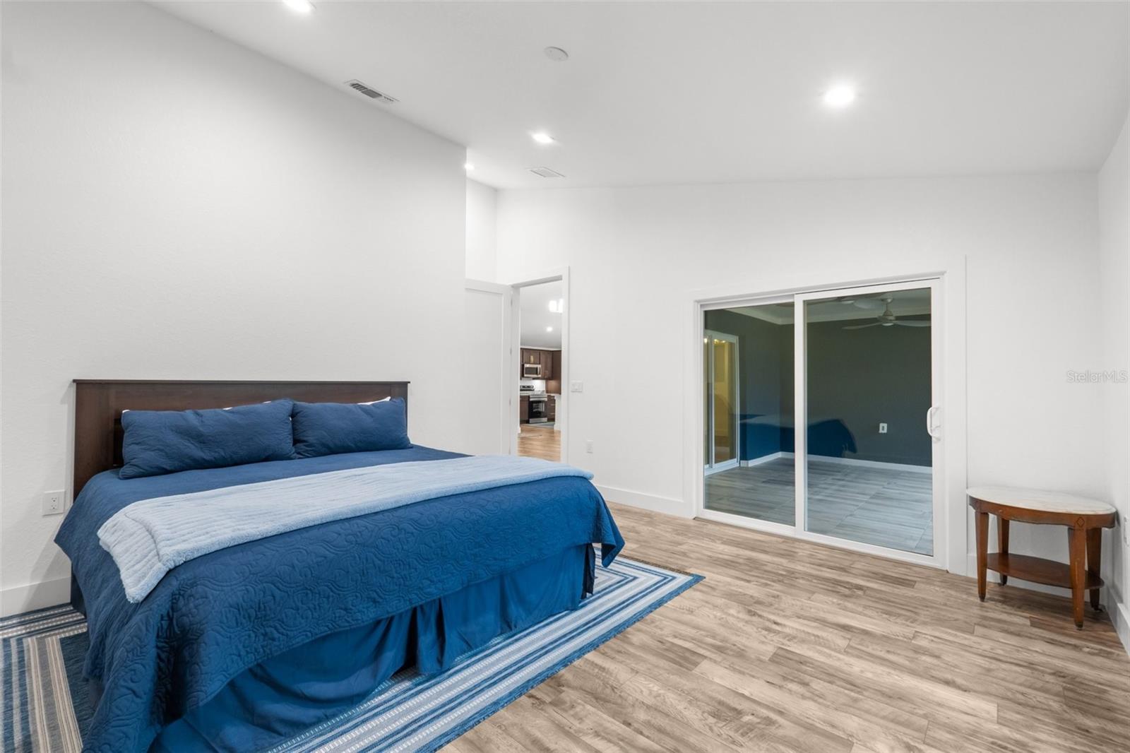 ROYAL HIGHLANDS - Residential