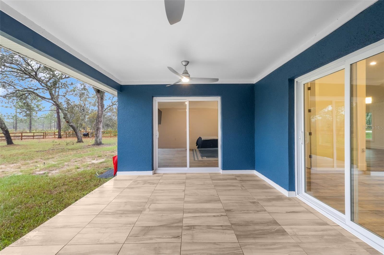 ROYAL HIGHLANDS - Residential