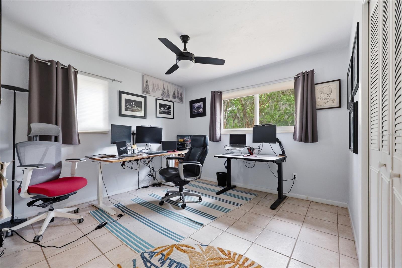 PALM VIEW ESTATES - Residential