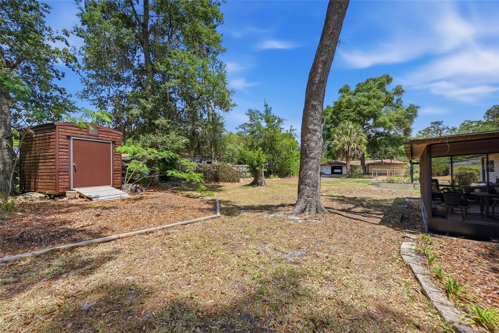 PALM VIEW ESTATES - Residential