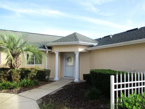 A home in DUNNELLON