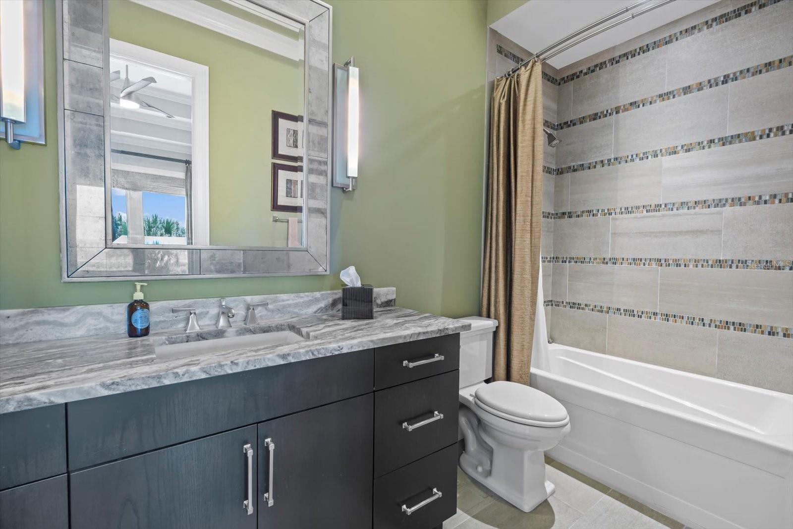 NORTHSHORE 04 - Residential