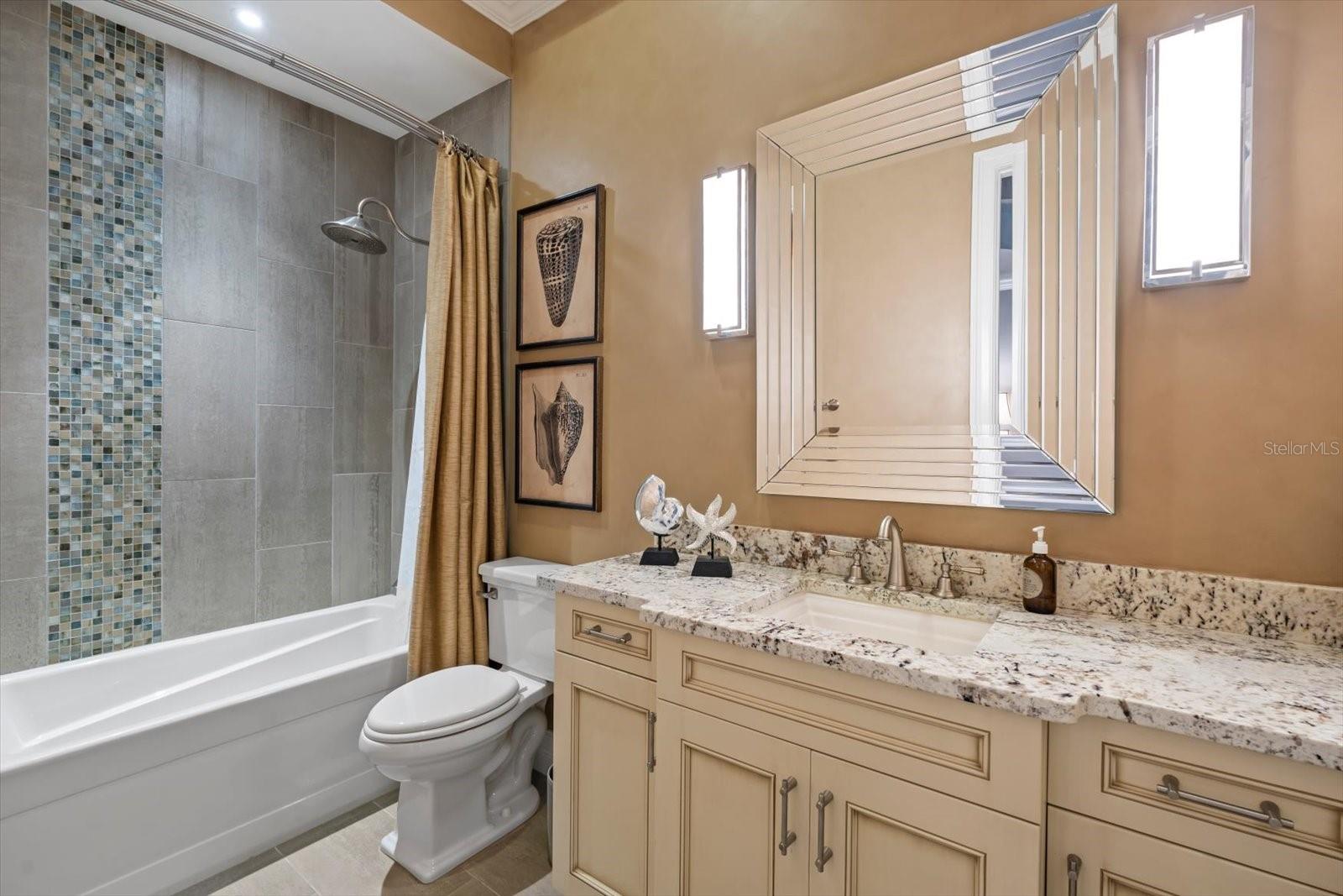 NORTHSHORE 04 - Residential