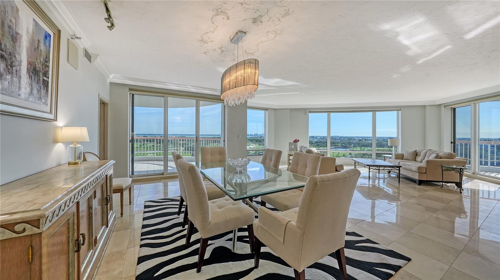 PIERRE - Residential