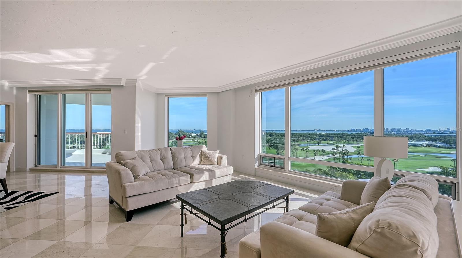 PIERRE - Residential