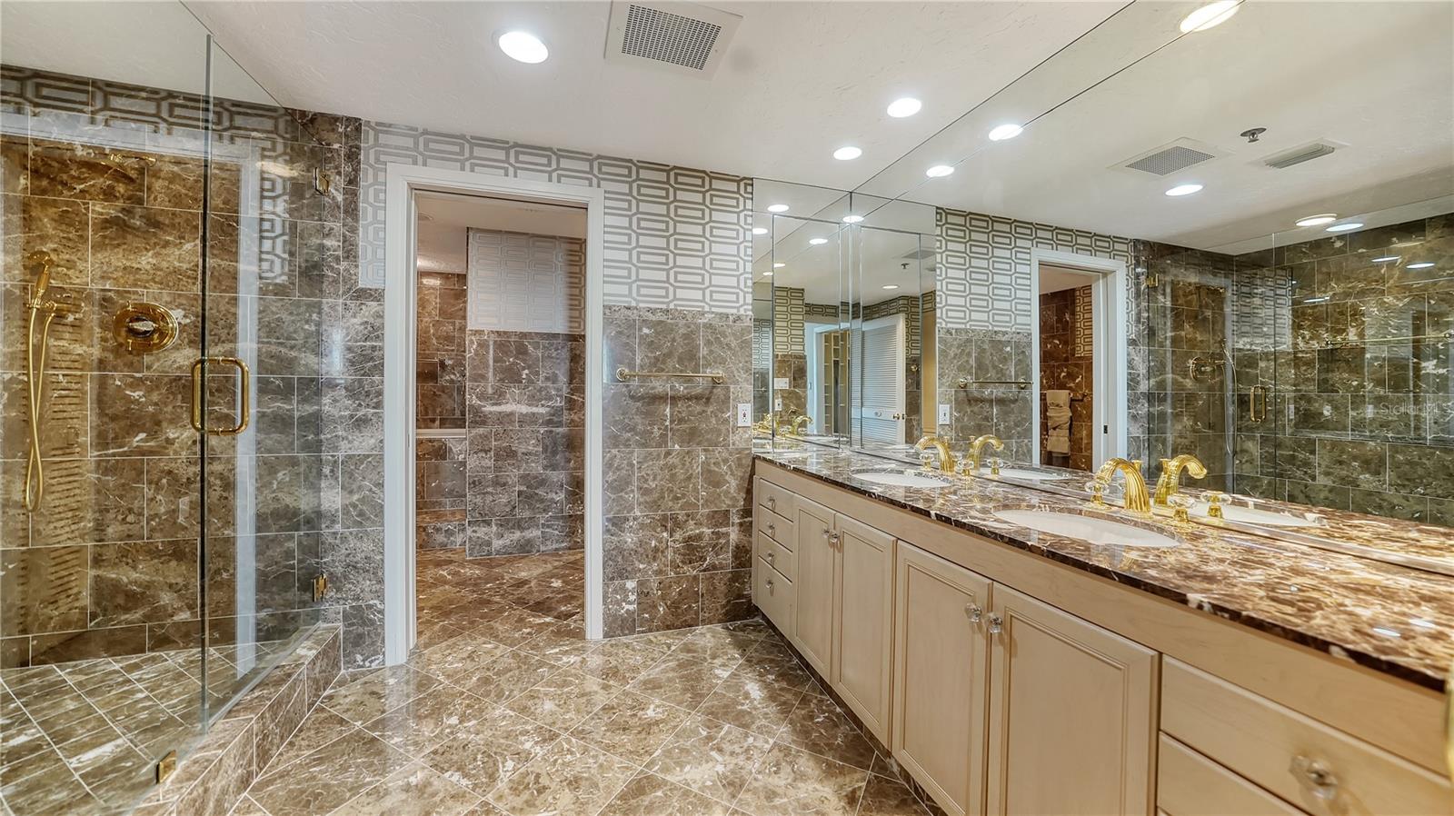 PIERRE - Residential