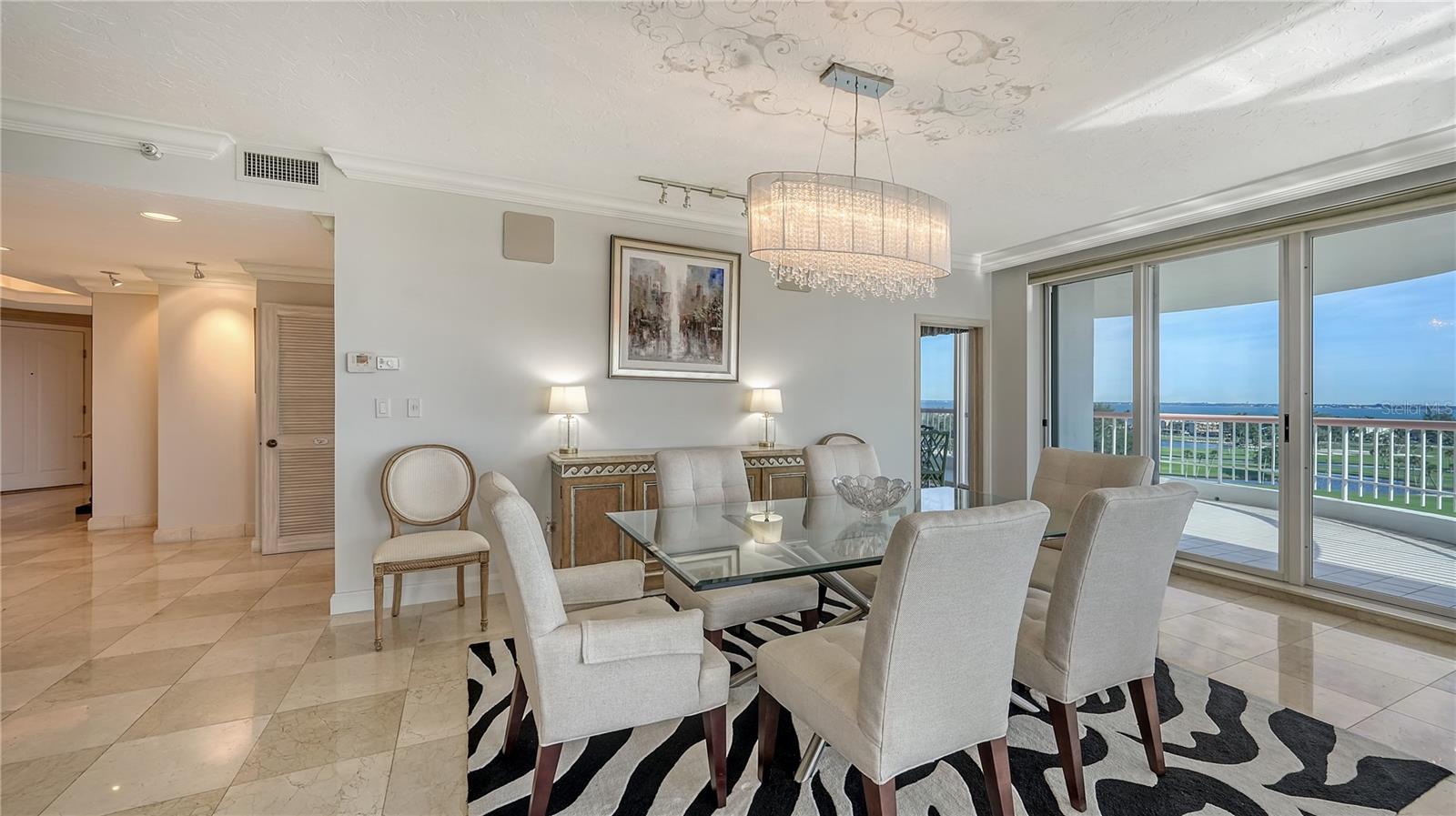 PIERRE - Residential