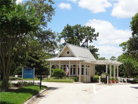 A home in DELAND