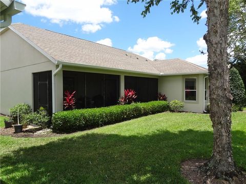A home in DELAND