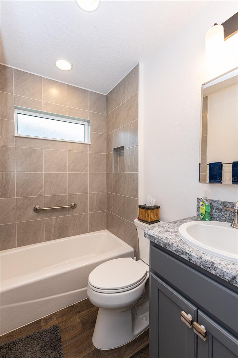 VILLAGES/SOUTHERN OAKS UN #99 - Residential