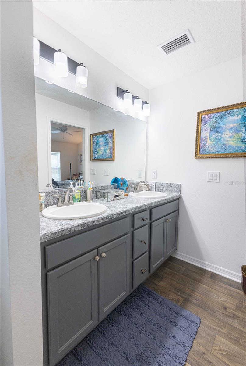 VILLAGES/SOUTHERN OAKS UN #99 - Residential