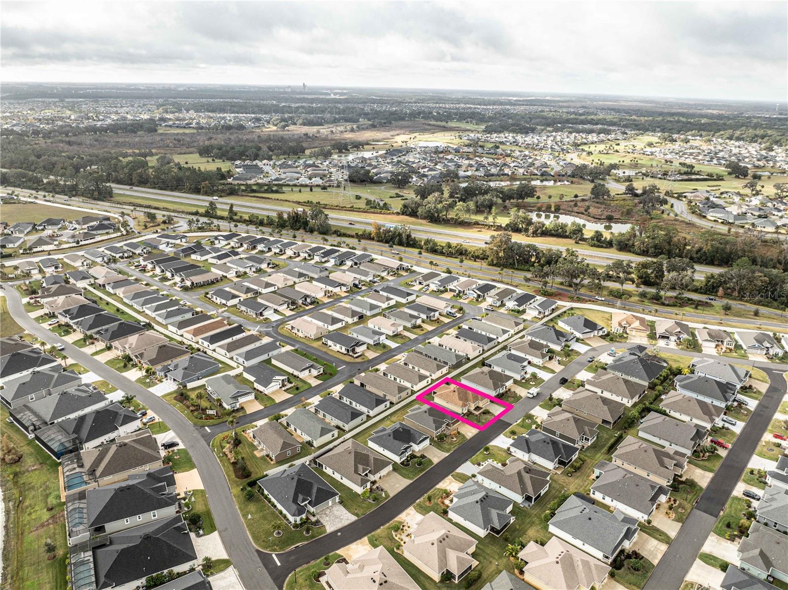 VILLAGES/SOUTHERN OAKS UN #99 - Residential