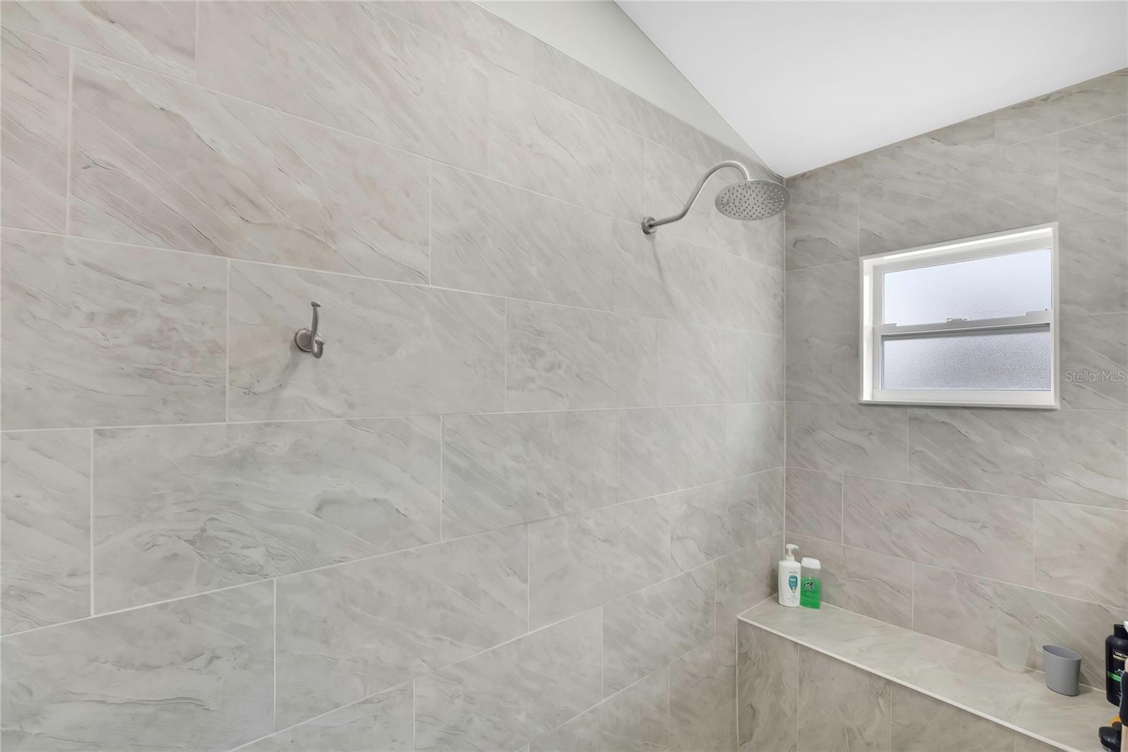 ROYAL HIGHLANDS - Residential