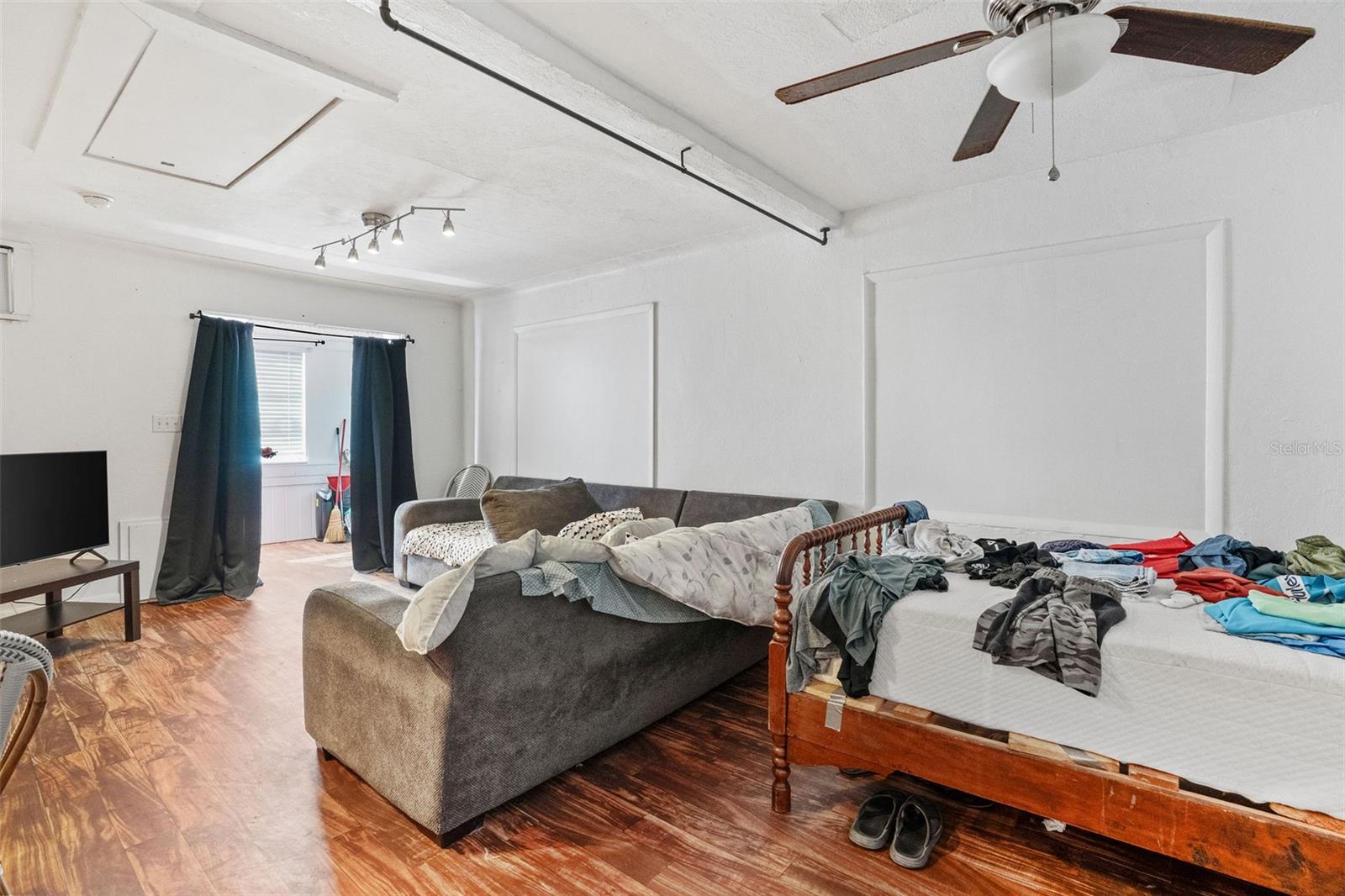 BARNARD ERASTUS A S REV SUB - Commercial Sale