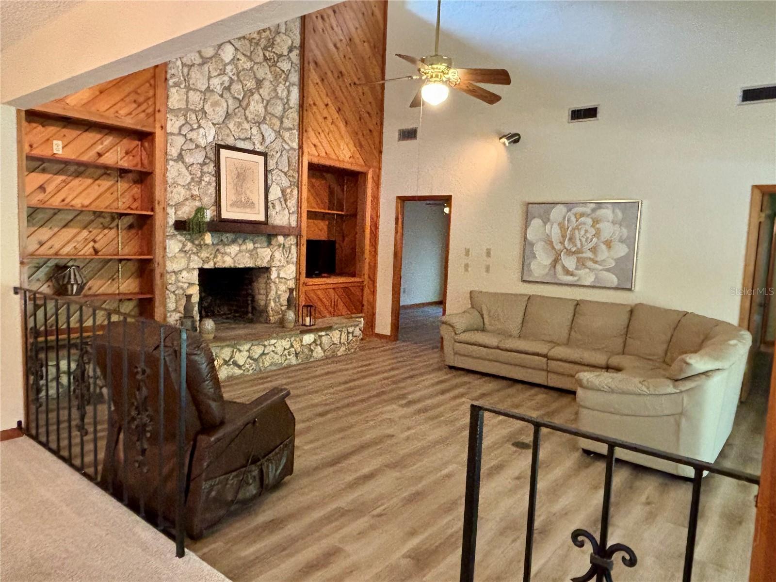 CAMBRIDGE ACRES - Residential