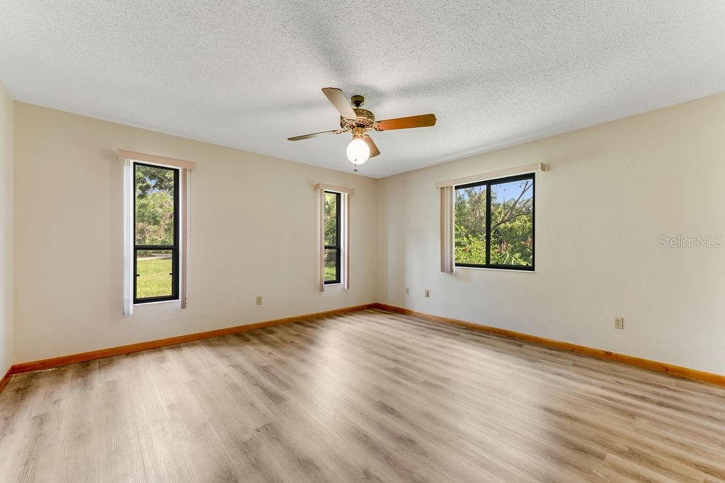 CAMBRIDGE ACRES - Residential