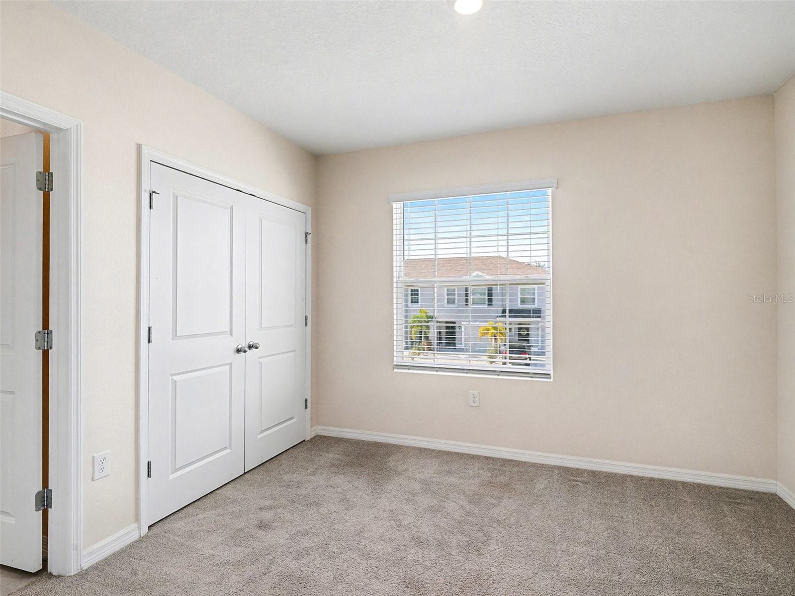 WOODLEAF HAMMOCK A REP OF A POR O - Residential