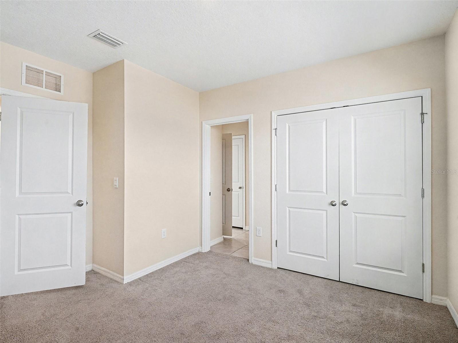 WOODLEAF HAMMOCK A REP OF A POR O - Residential