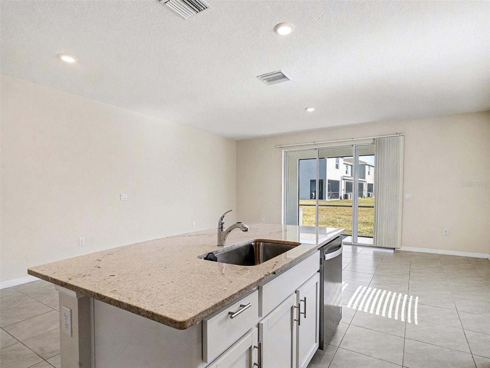 WOODLEAF HAMMOCK A REP OF A POR O - Residential