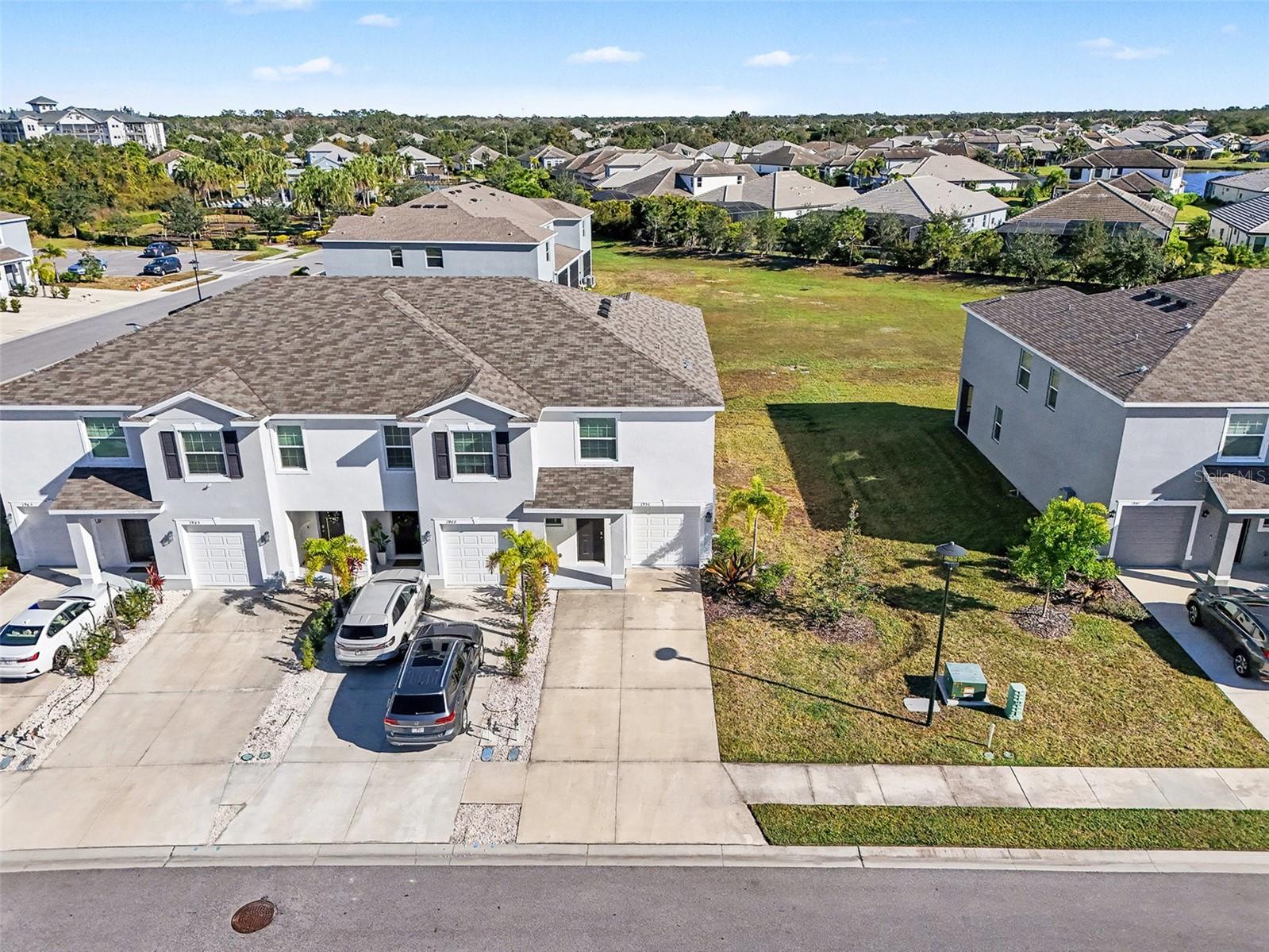 WOODLEAF HAMMOCK A REP OF A POR O - Residential