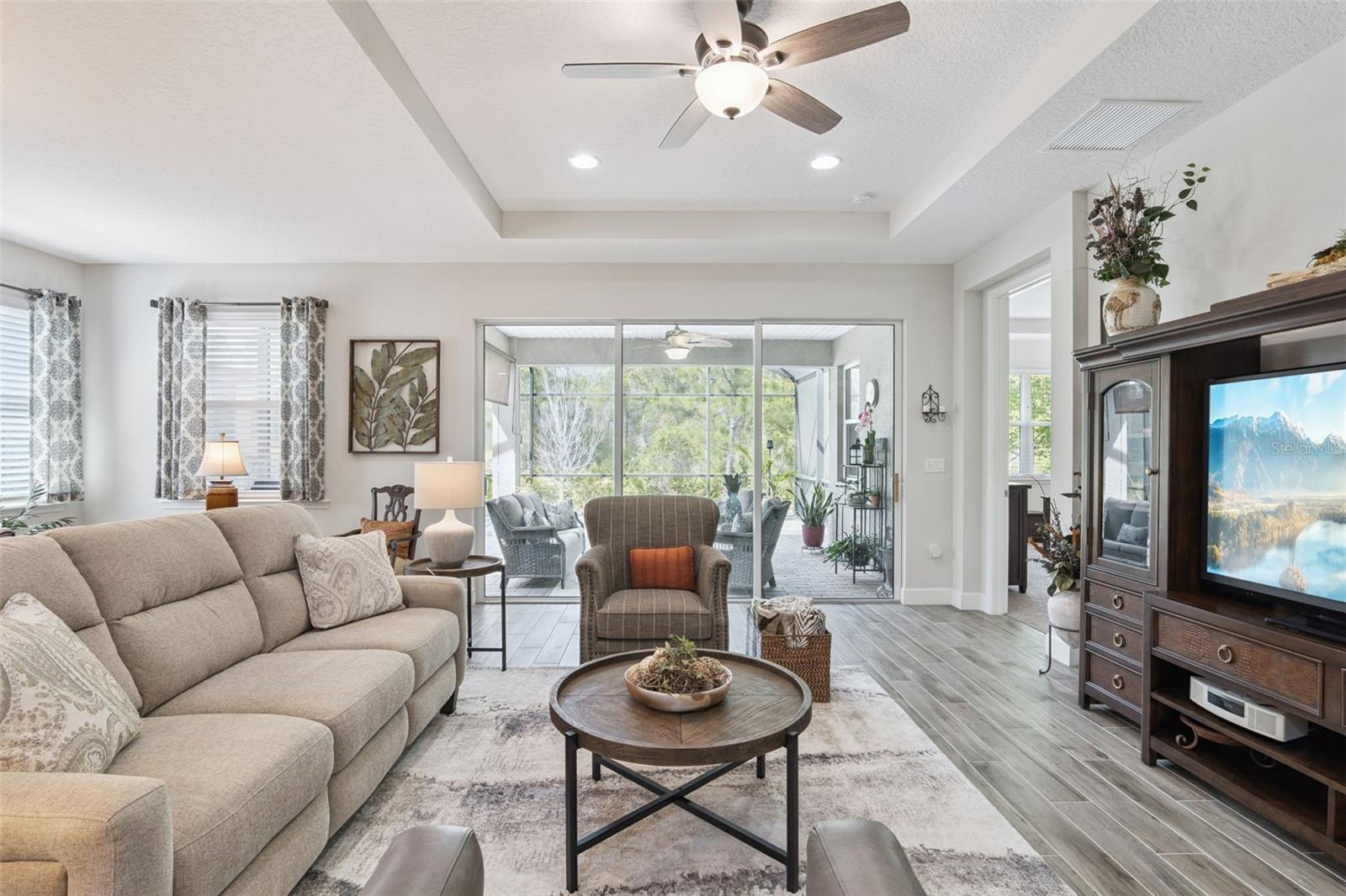 VICTORIA GARDENS PH 6 - Residential