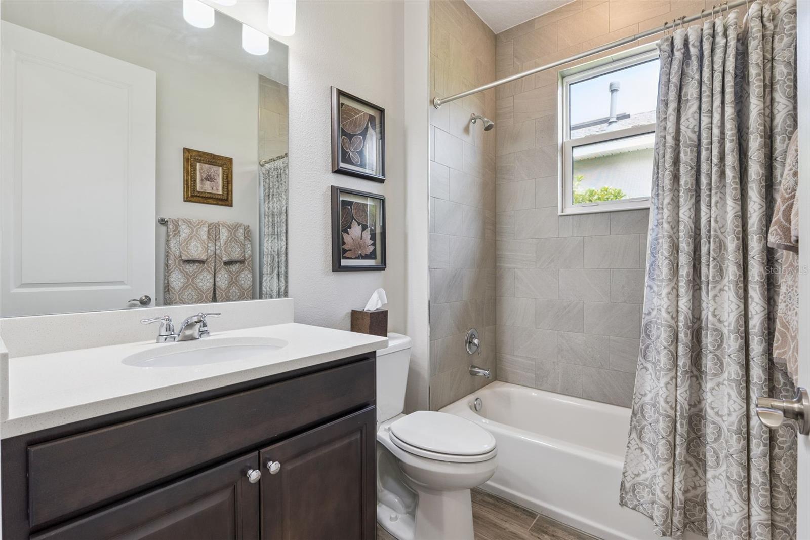 VICTORIA GARDENS PH 6 - Residential