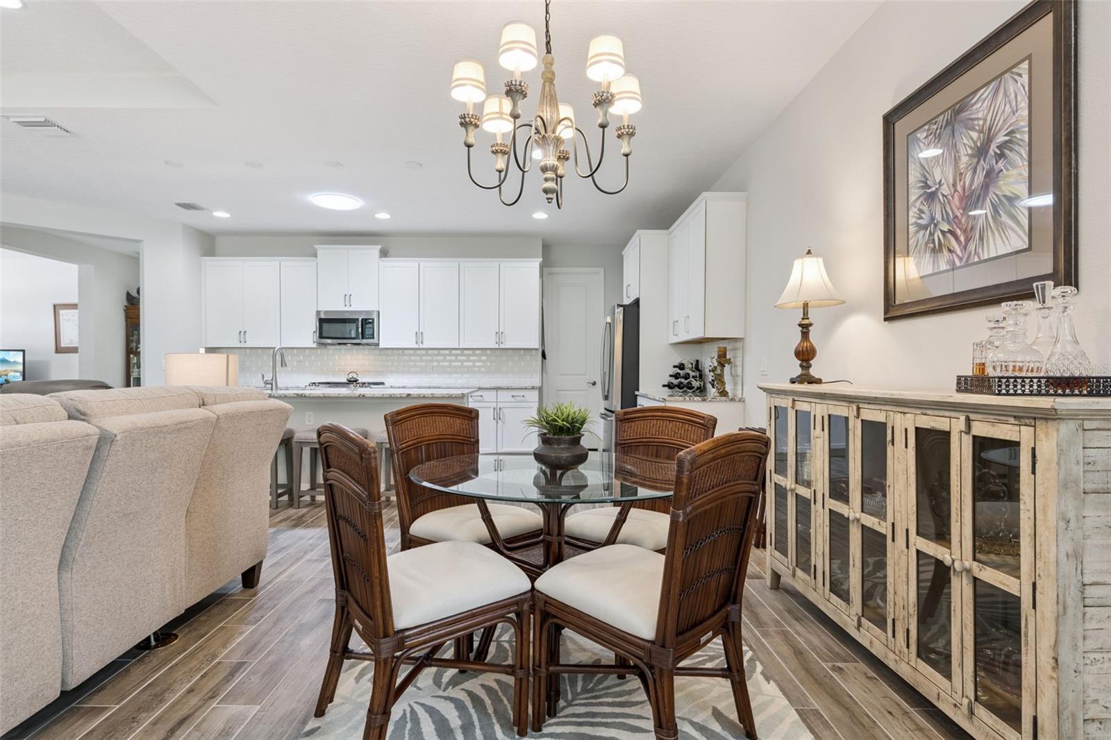 VICTORIA GARDENS PH 6 - Residential