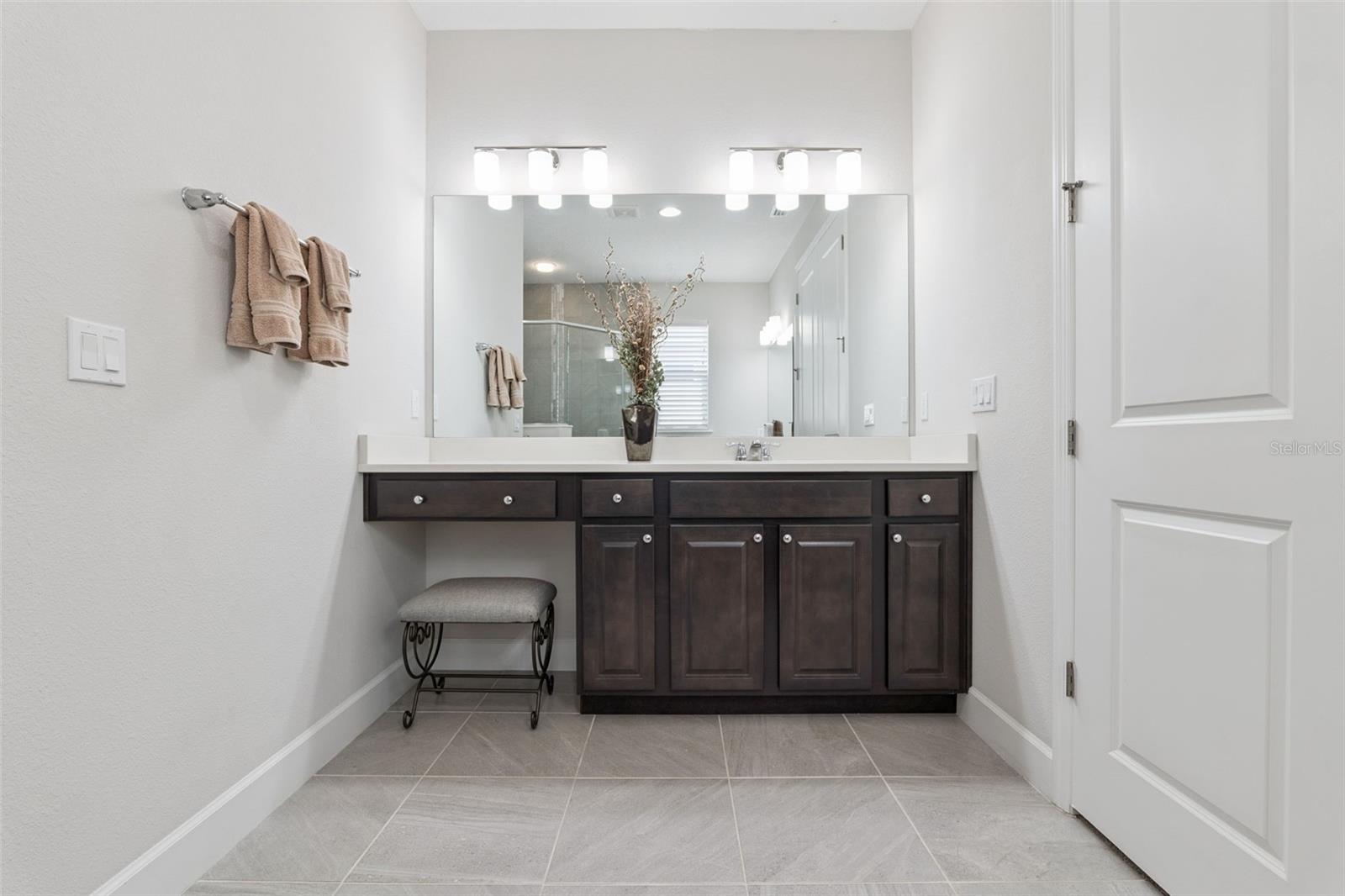 VICTORIA GARDENS PH 6 - Residential