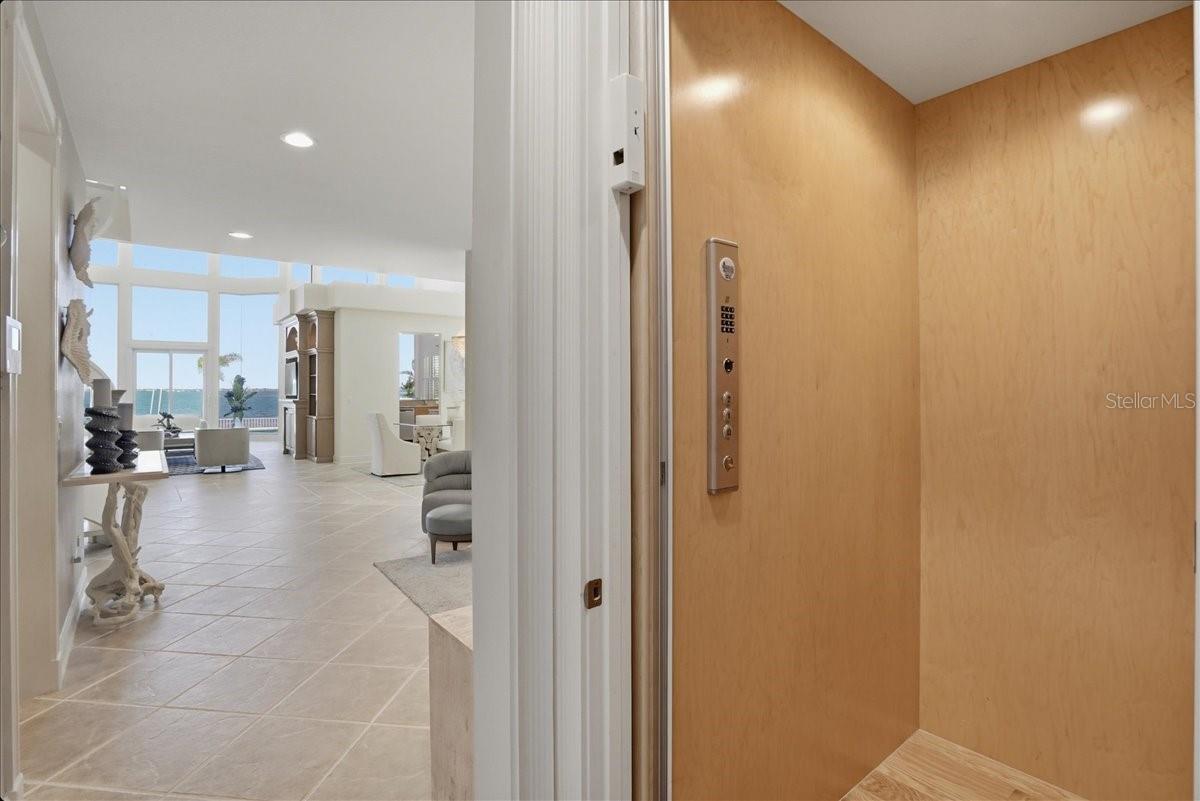 QUEENS HARBOUR - Residential