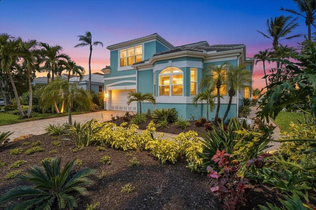 QUEENS HARBOUR - Residential