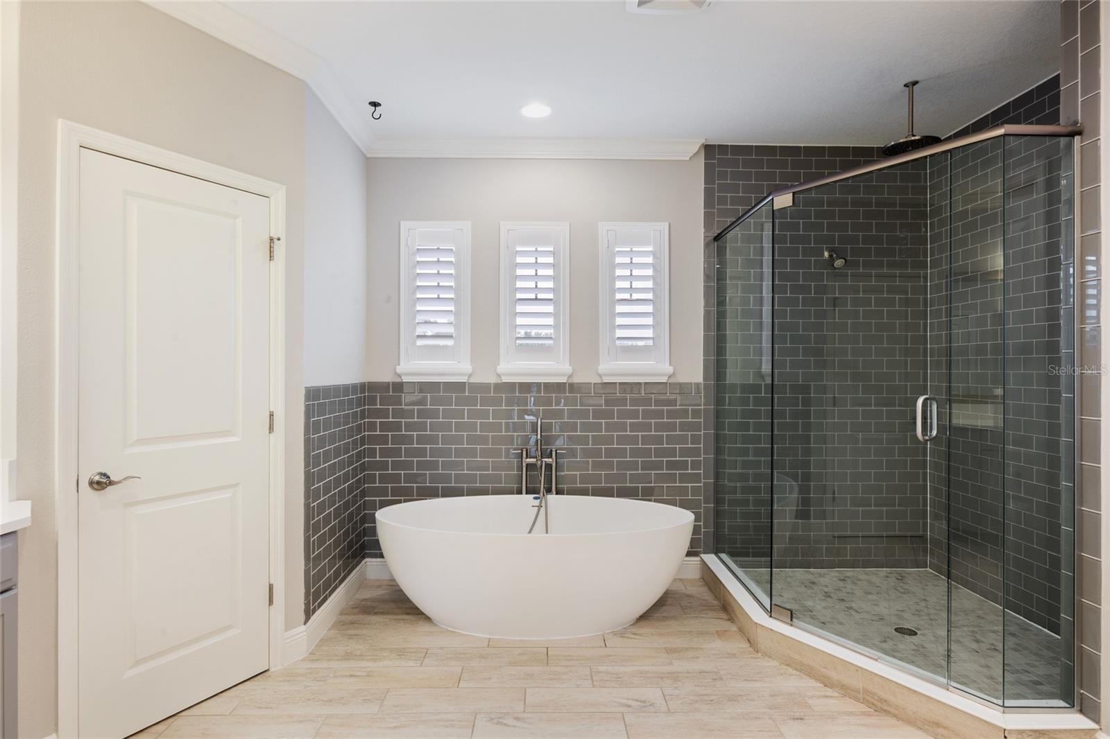 LA COLLINA PH 2A & 2B - Residential