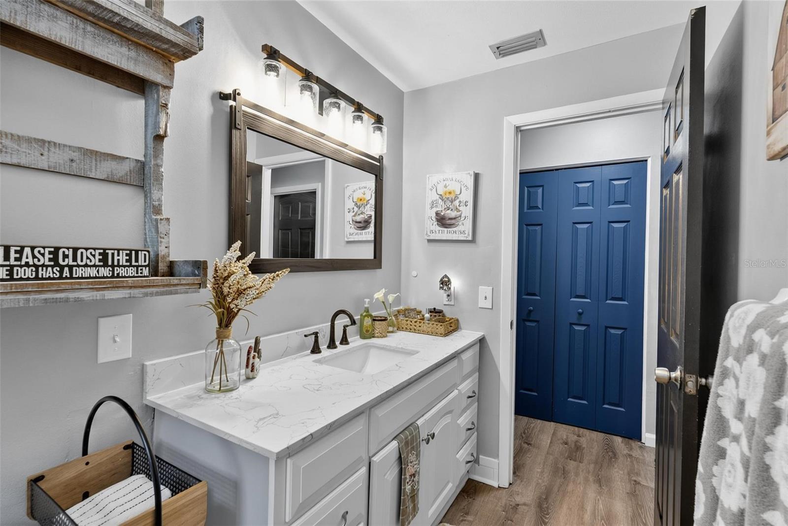 BEACON WOODS - Residential