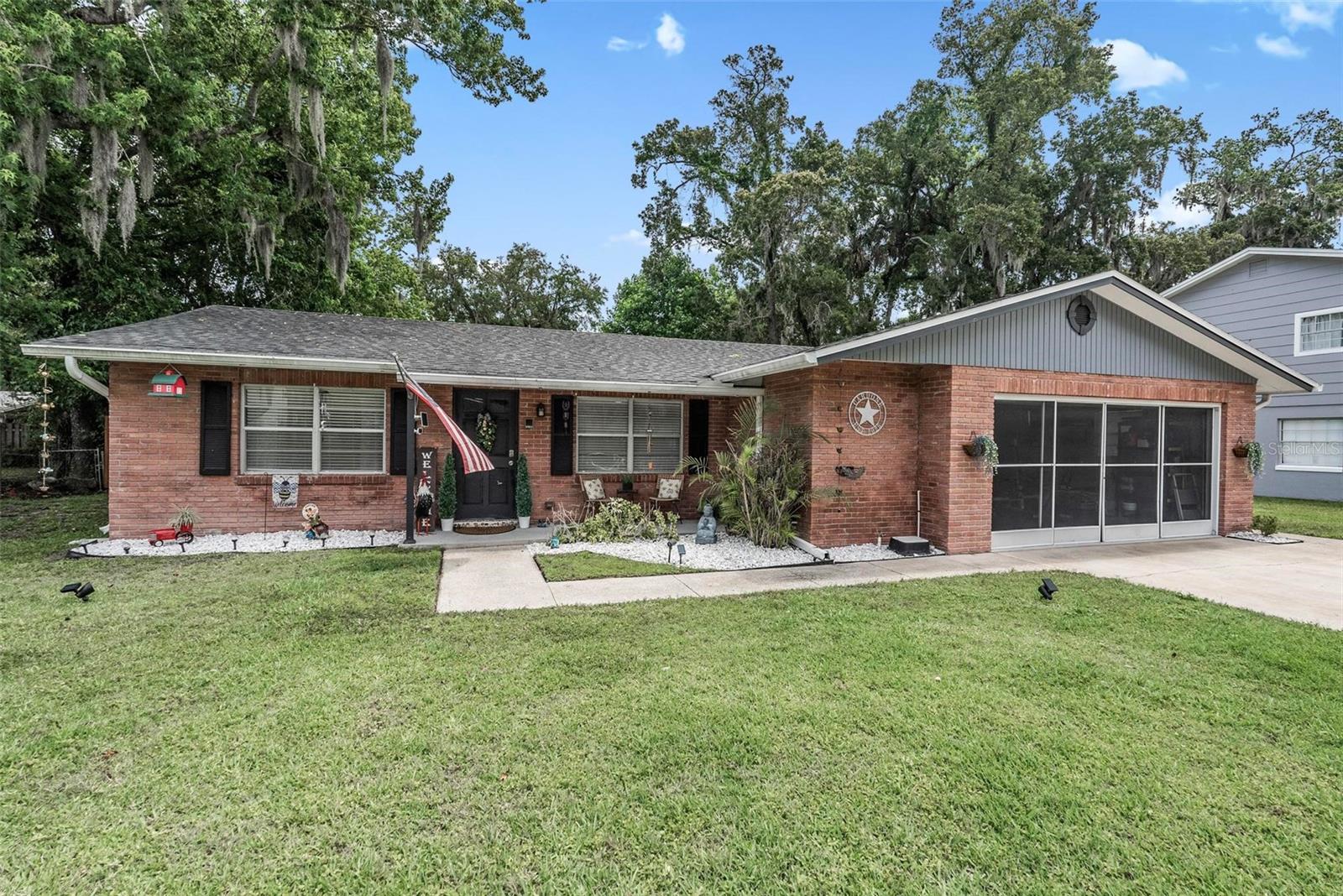 BEACON WOODS - Residential