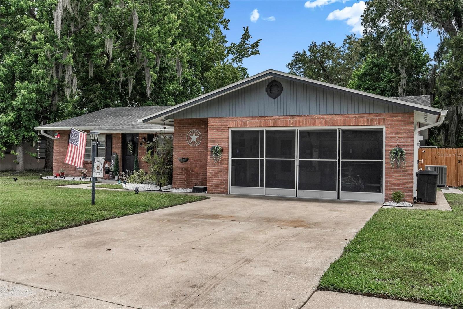 BEACON WOODS - Residential