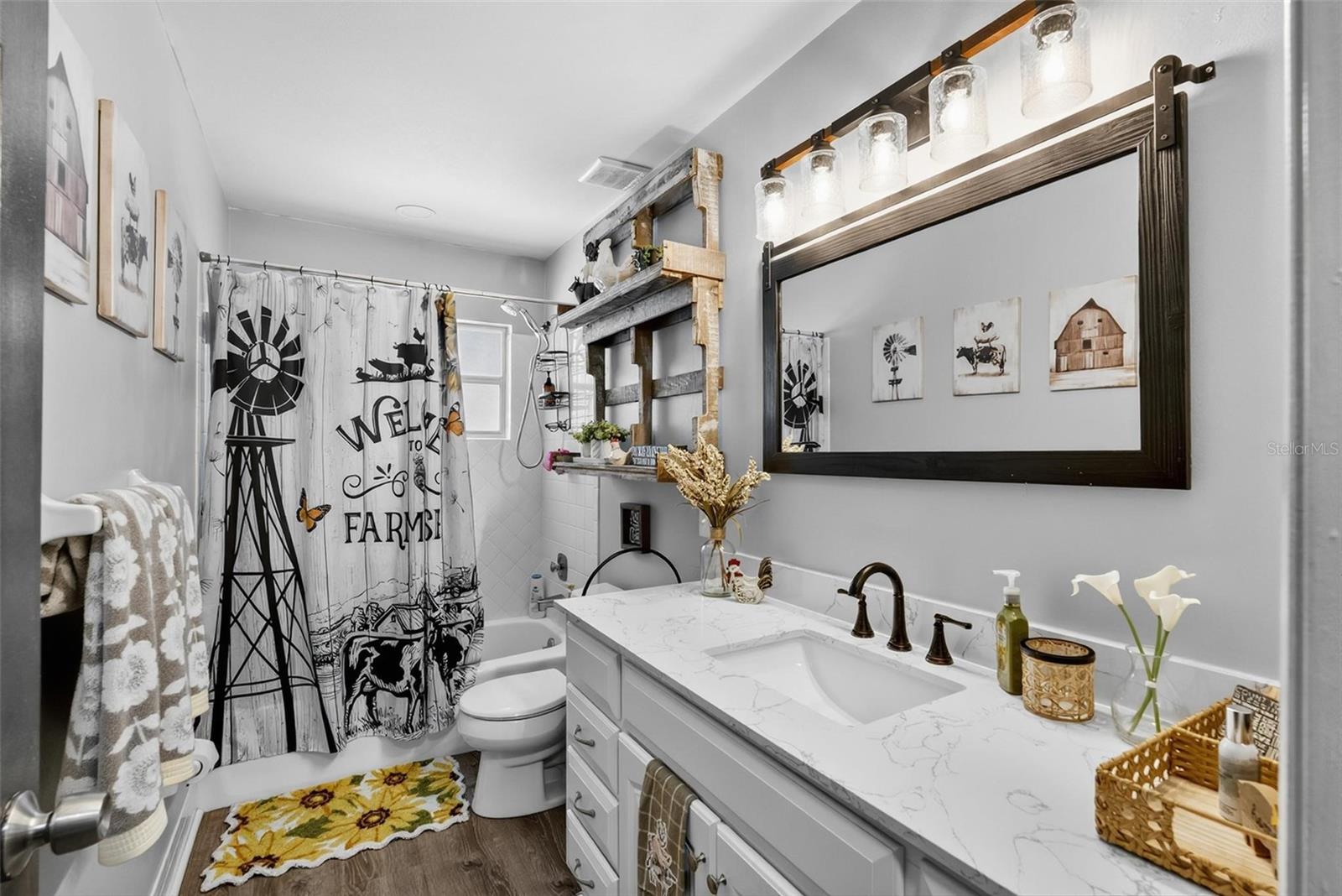 BEACON WOODS - Residential